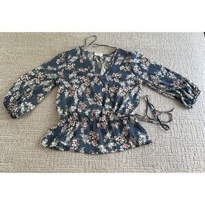 SIENNA SKY Women's Spring Blue Floral Short Sleeve Smocked Waistband Blouse sz S